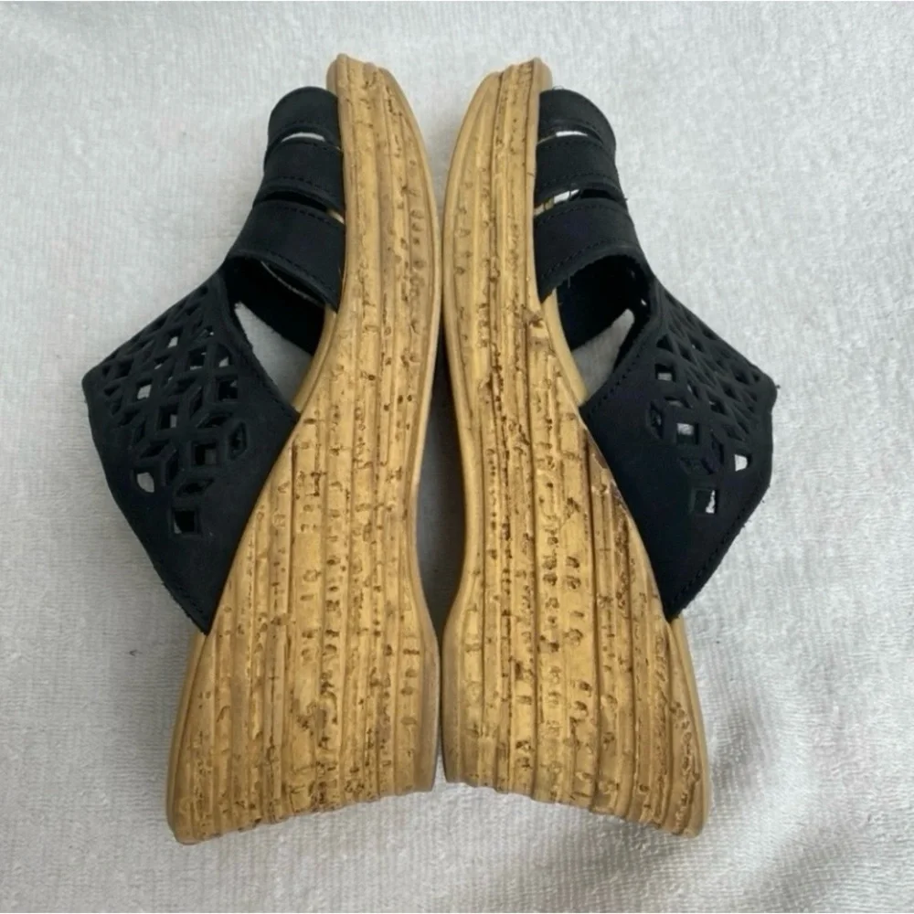 Spring Step Women Black Leather Perforate Faux Cork Wedge Platform Sandal Sz 7.5